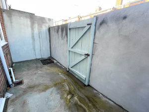 Photo 13- click for photo gallery